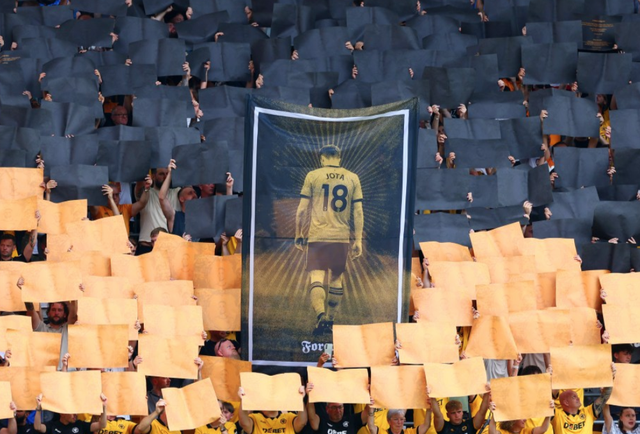 塔的名字, 狼迷对若塔 塔的名字, 狼迷对若塔